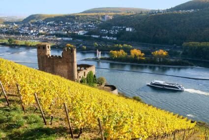 Schifffahrt auf dem Rhein in Rüdesheim